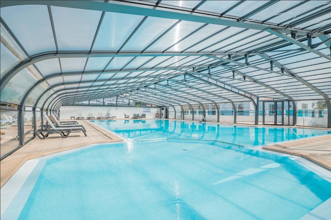 Joli Chalet Pour 6, Residence Avec Piscine La Paree Preneau Luaran gambar