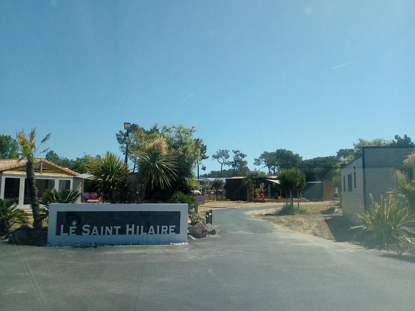 Joli Chalet Pour 6, Residence Avec Piscine La Paree Preneau Luaran gambar